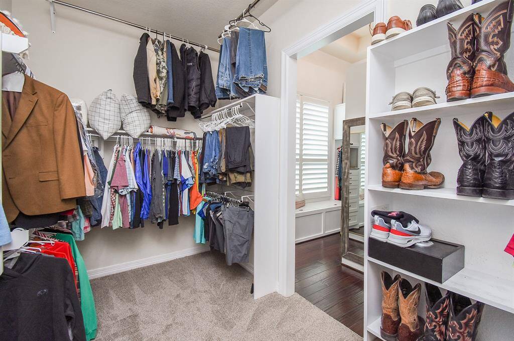 Custom closets
