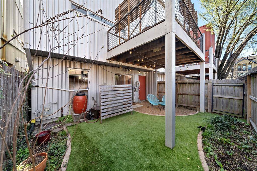 Shaded and cool with underground drainage system, artificial turf, and water catching system, this space can be enjoyed all year round.