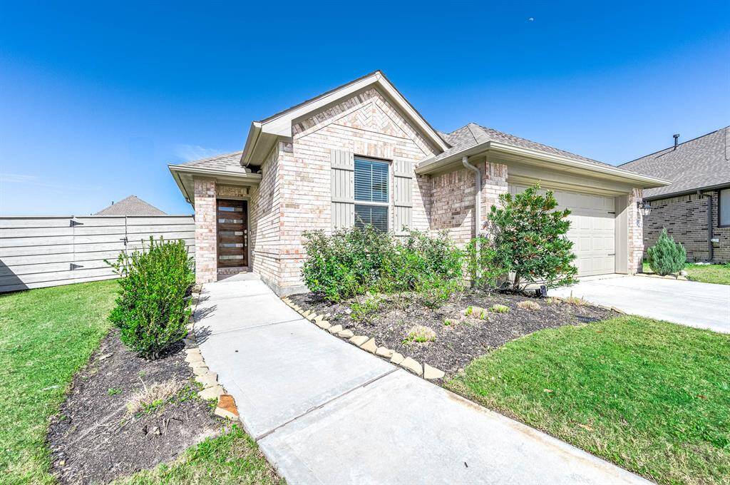 Welcome Home to 2011 Oak Leaf Ct right here in Pomona!