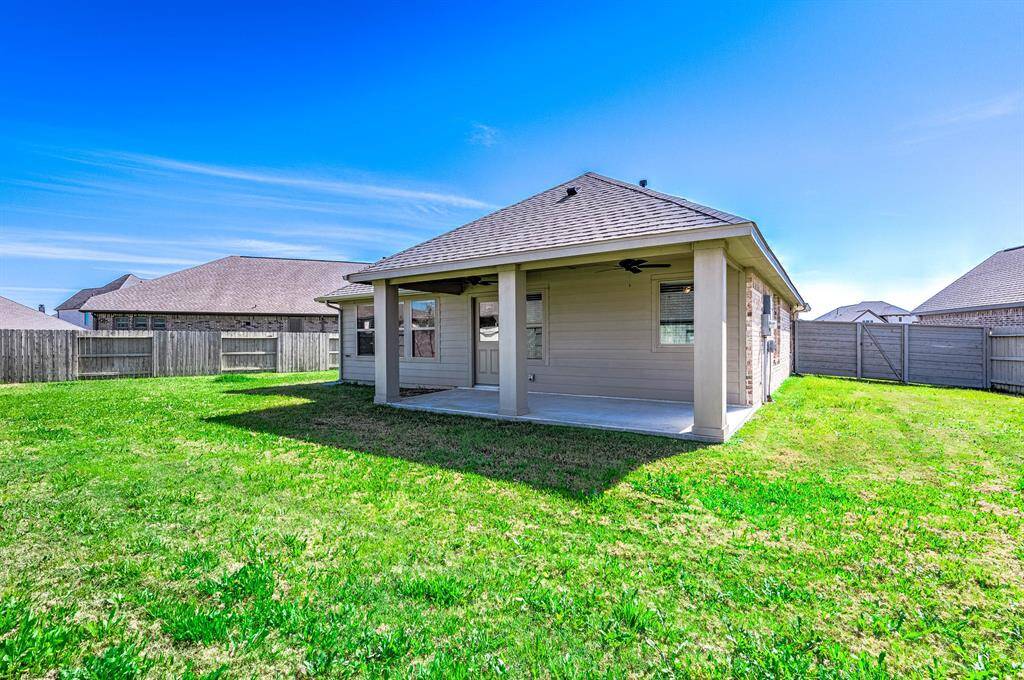 Enjoy the perks of a cul-de-sac home with an oversized yard!