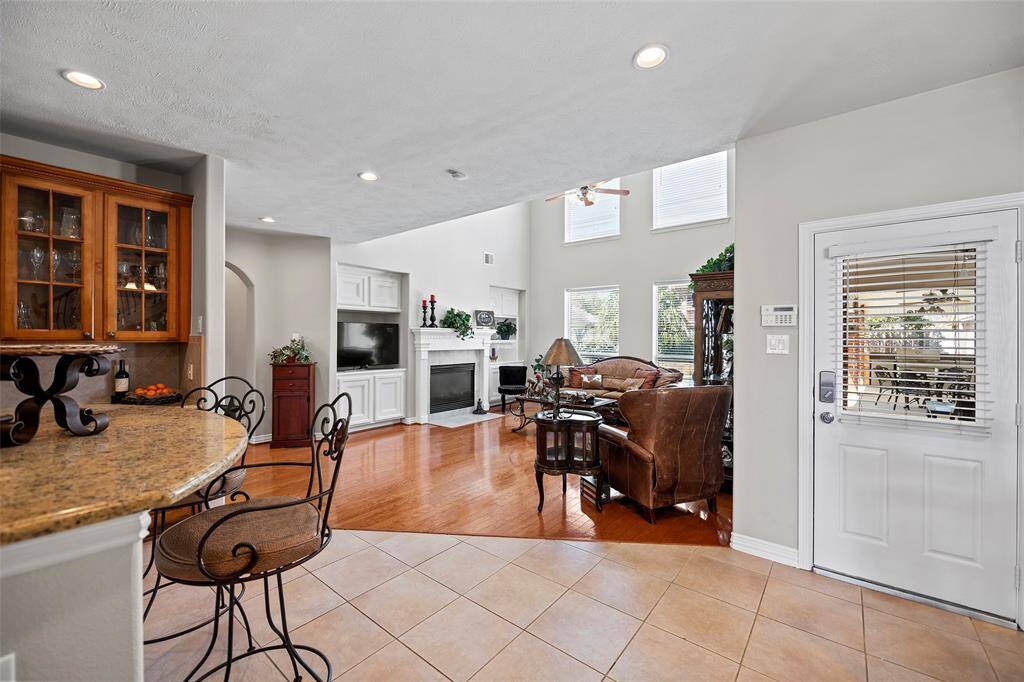 This raised island kitchen also features a breakfast bar for additional seating when entertaining or just visiting while a meal is being prepared.