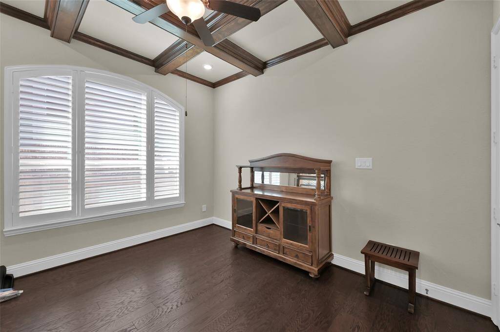 Work from the comfort of your home! This space is tailored to your work needs, minimizing distracts and maximizing production!