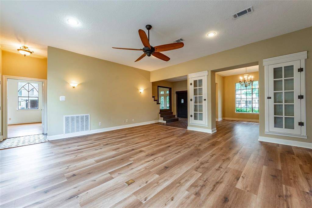 Spacious family room with designer features and open concept.