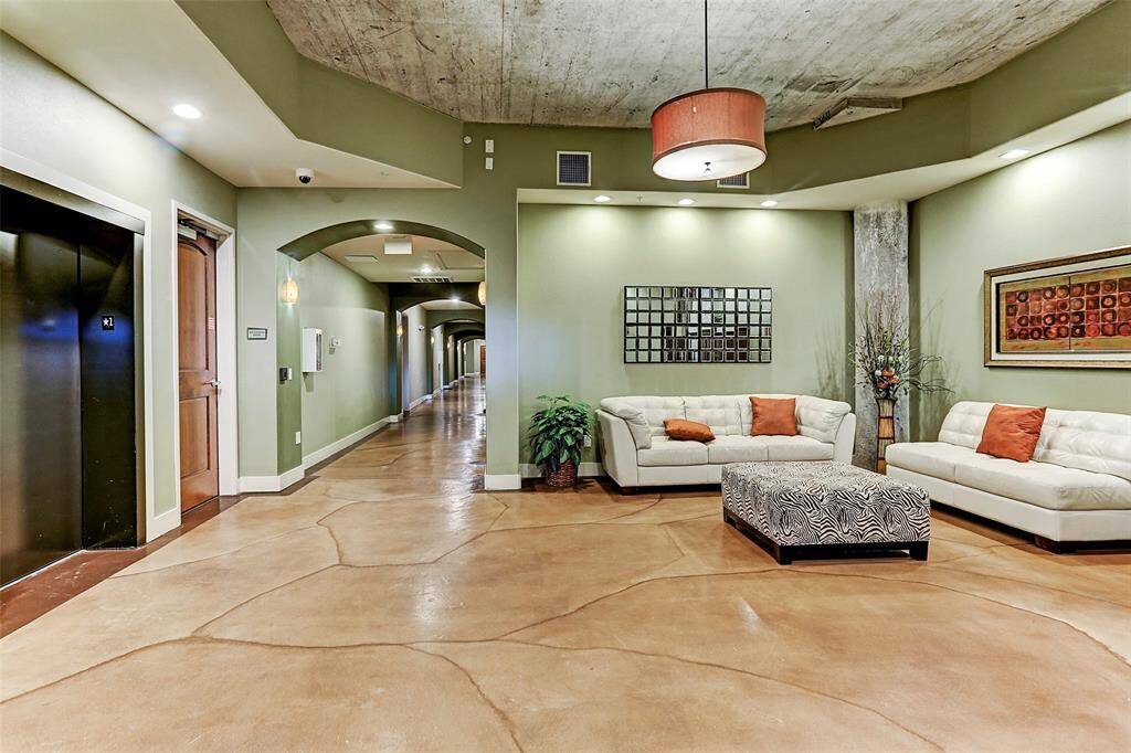 Beautiful lobby of Promenade Place.