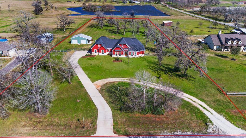 Easy access to nearby amenities while maintaining the tranquility of rural living.