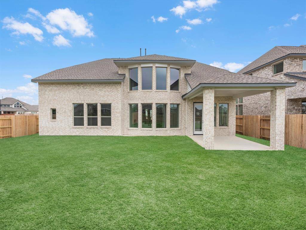 Representative photo. Home under construction. Design selections and colors may vary.