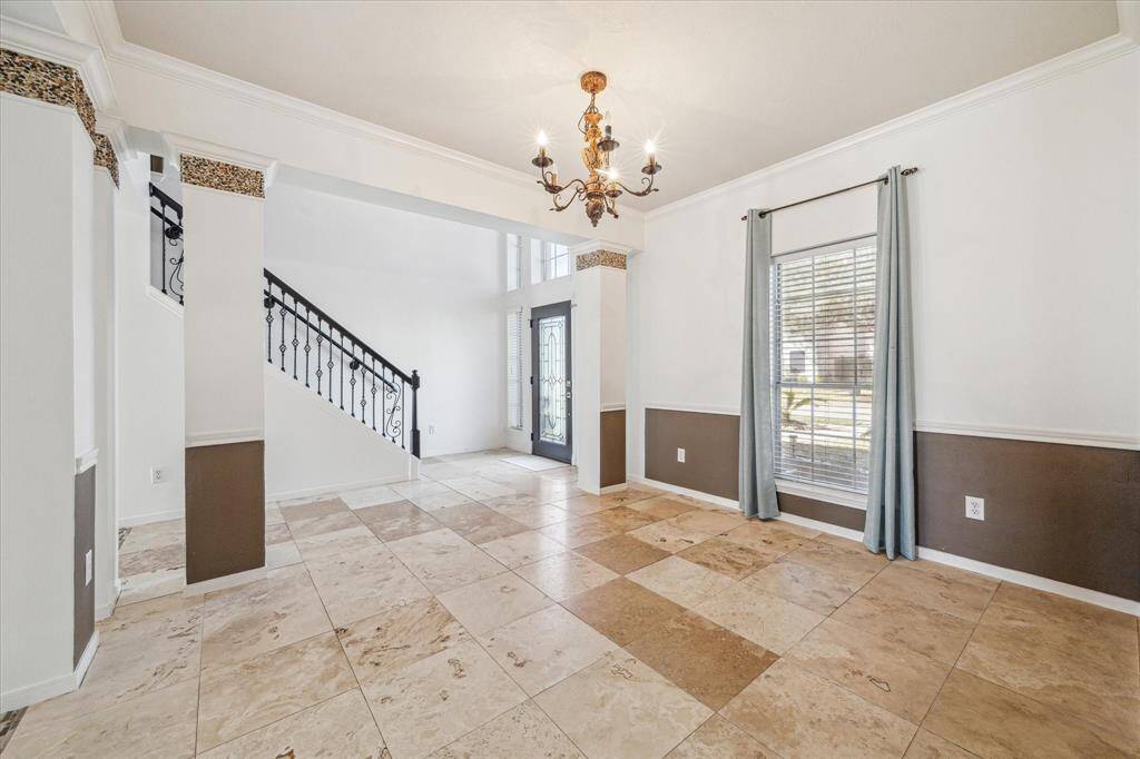 Large formal dining off the front foyer