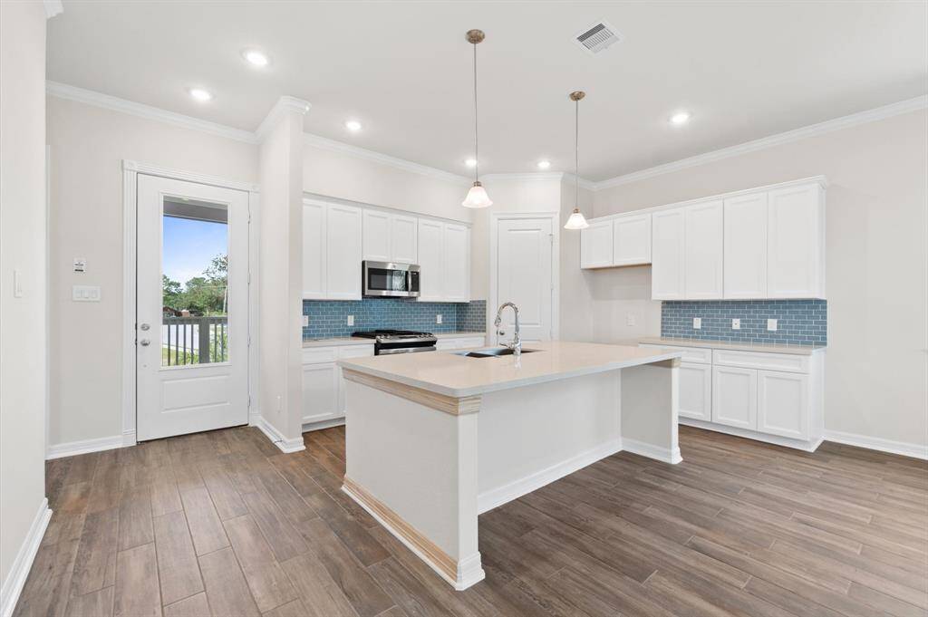Picture of completed home same floor plan
