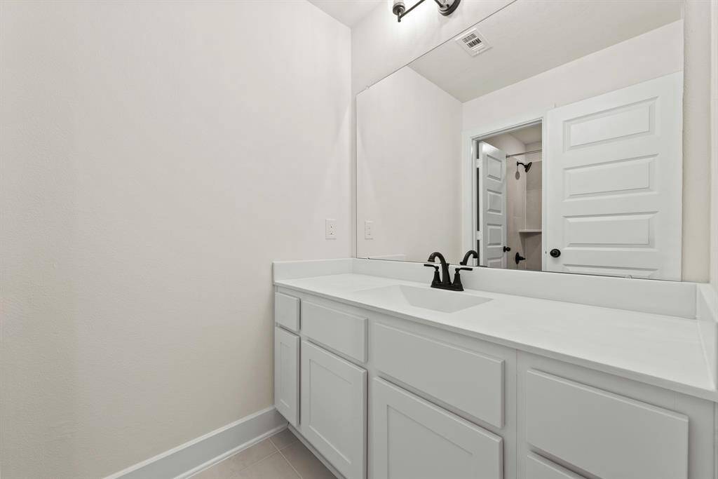 Representative photo. Home under construction. Design selections and colors may vary.