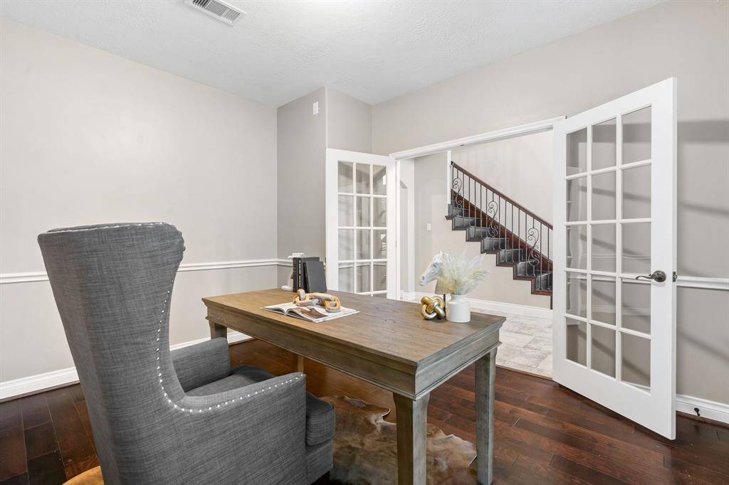 Study view looking into entryway.