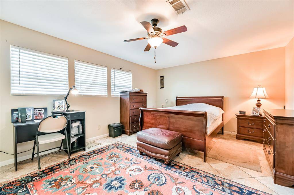 4th bedroom