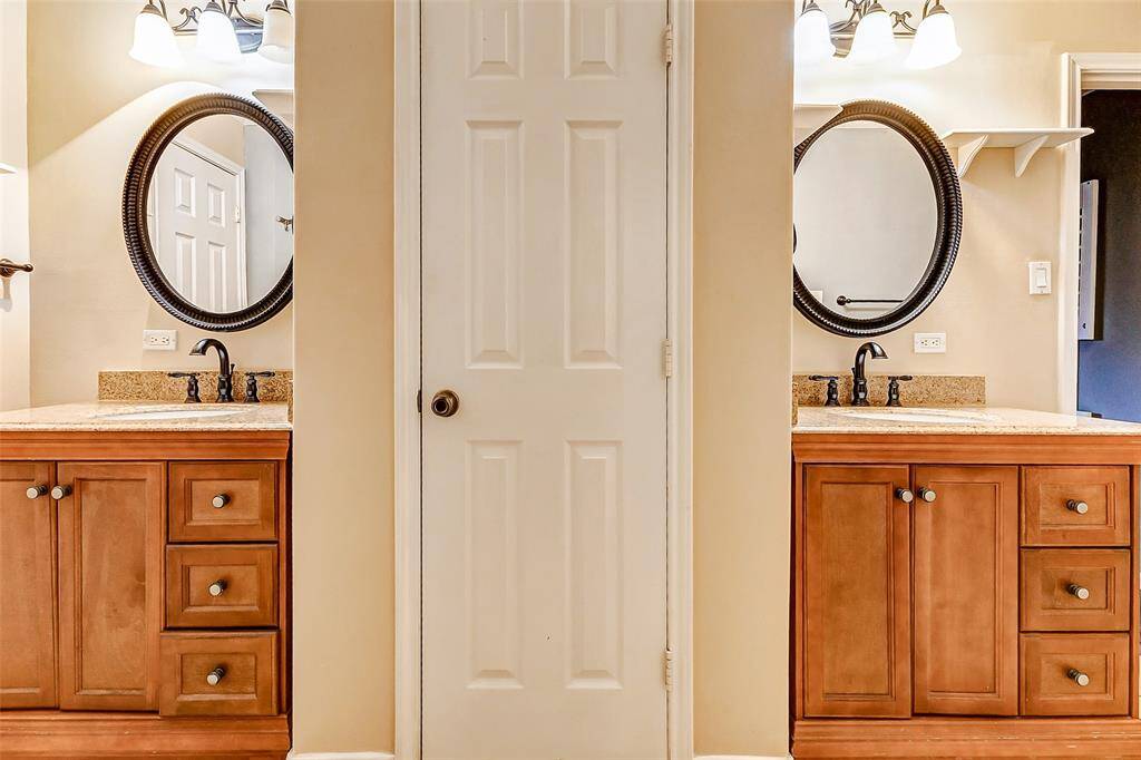 Primary ensuite with double sinks, 2 walk in closets and a linen closet