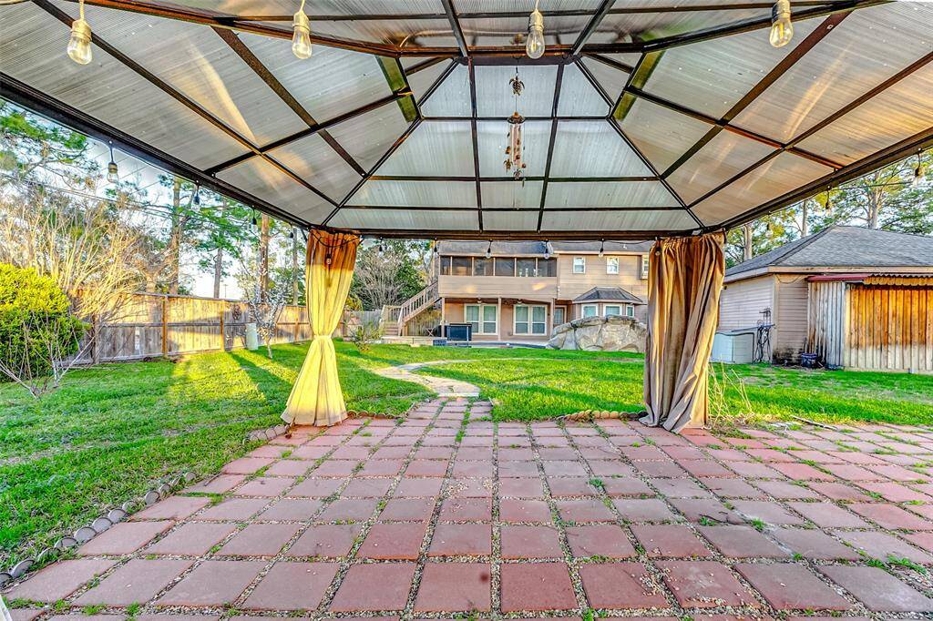 gazebo