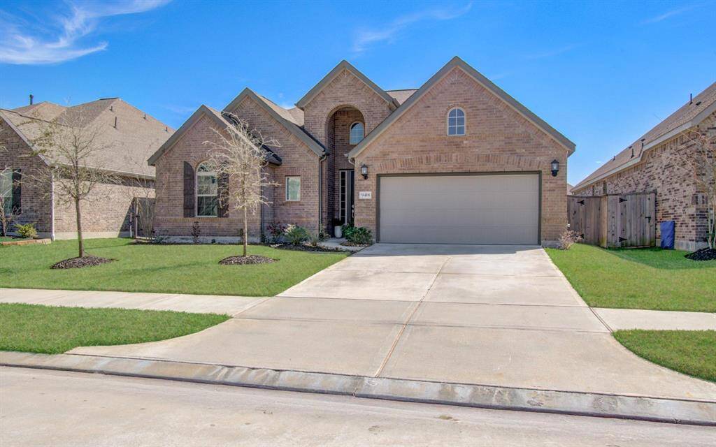 This home has tons of curb appeal