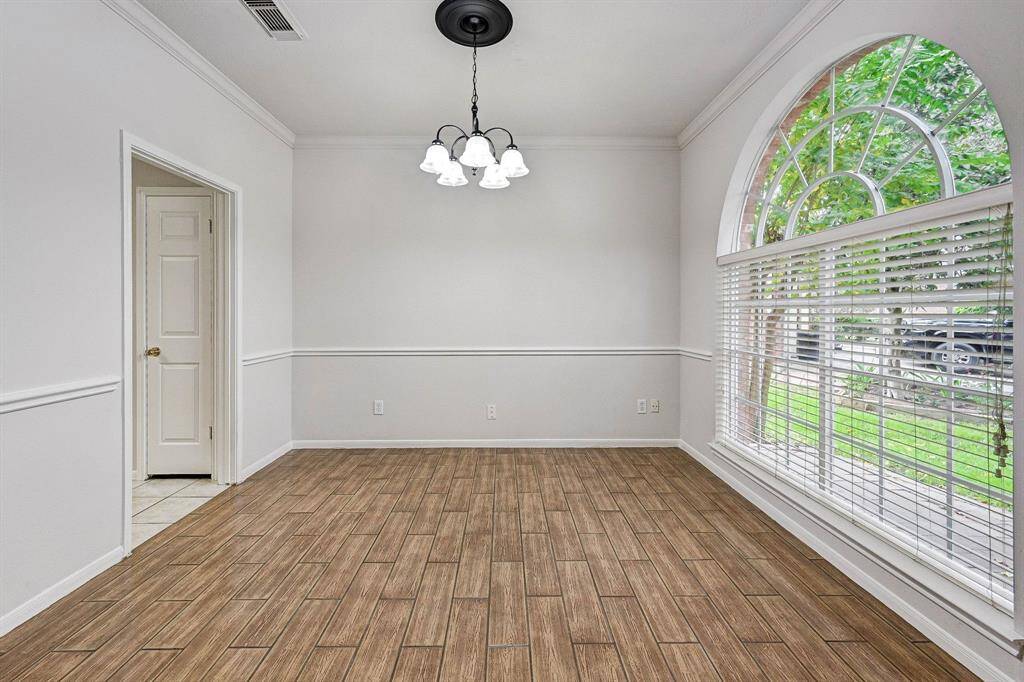Empty dining room.