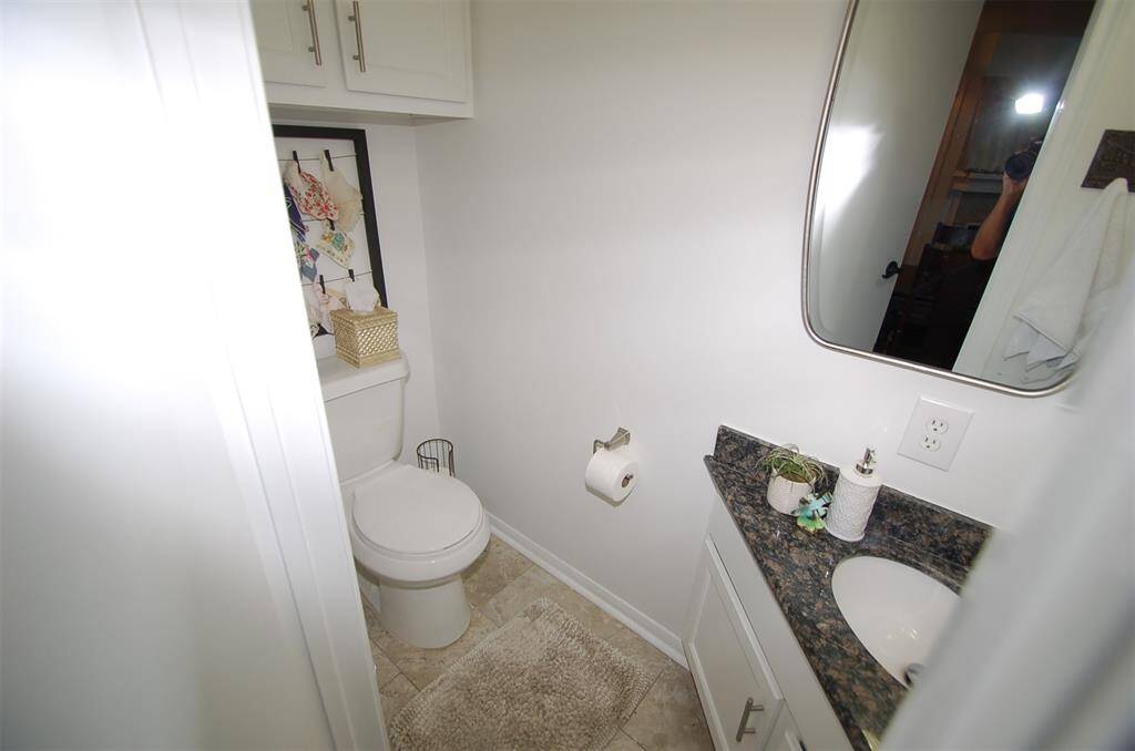 Half bath down stairs