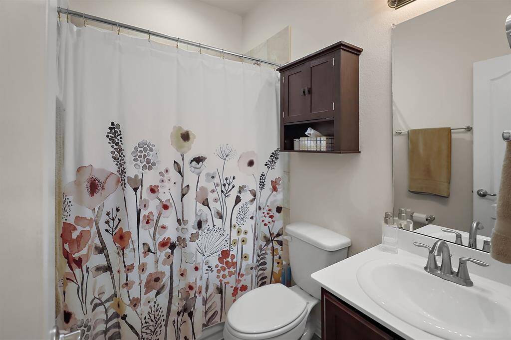 Bathroom 2
