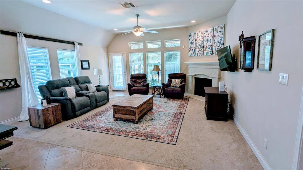 large windows allow for lots of natural light