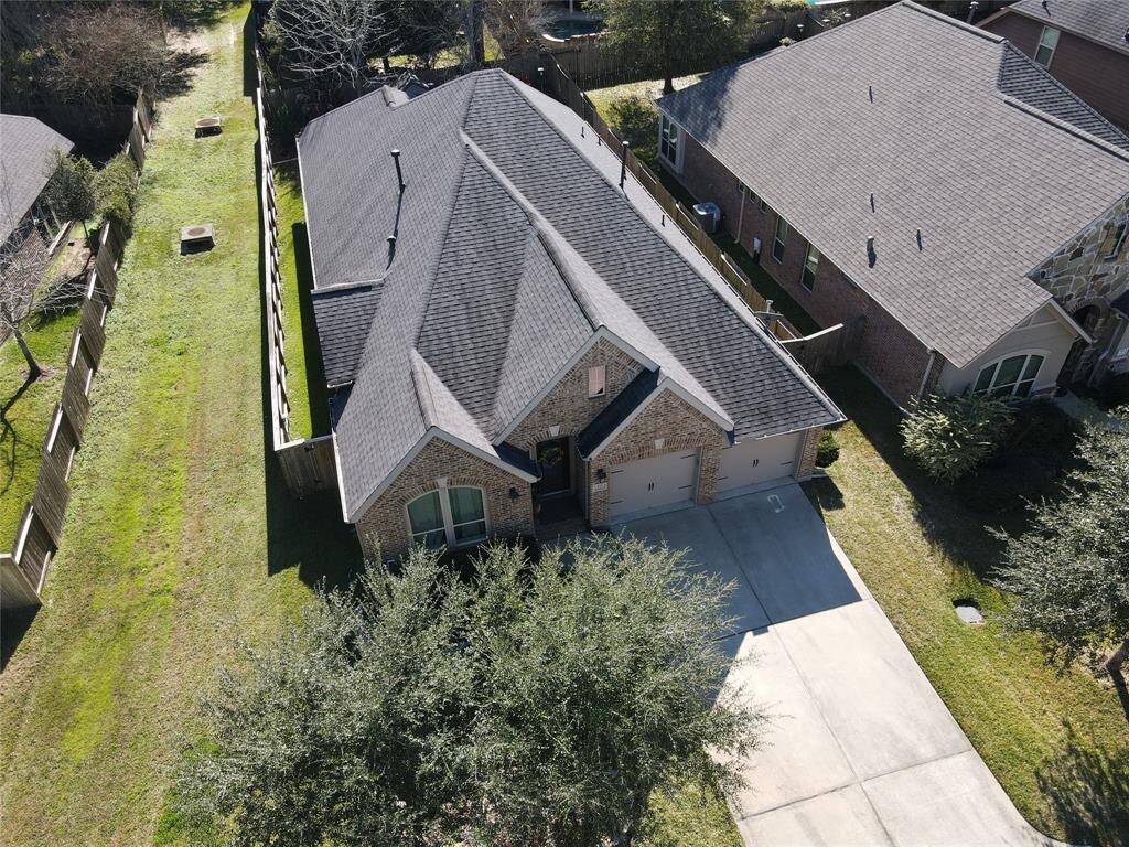 greenbelt space on north east side of the home gives you extra privacy