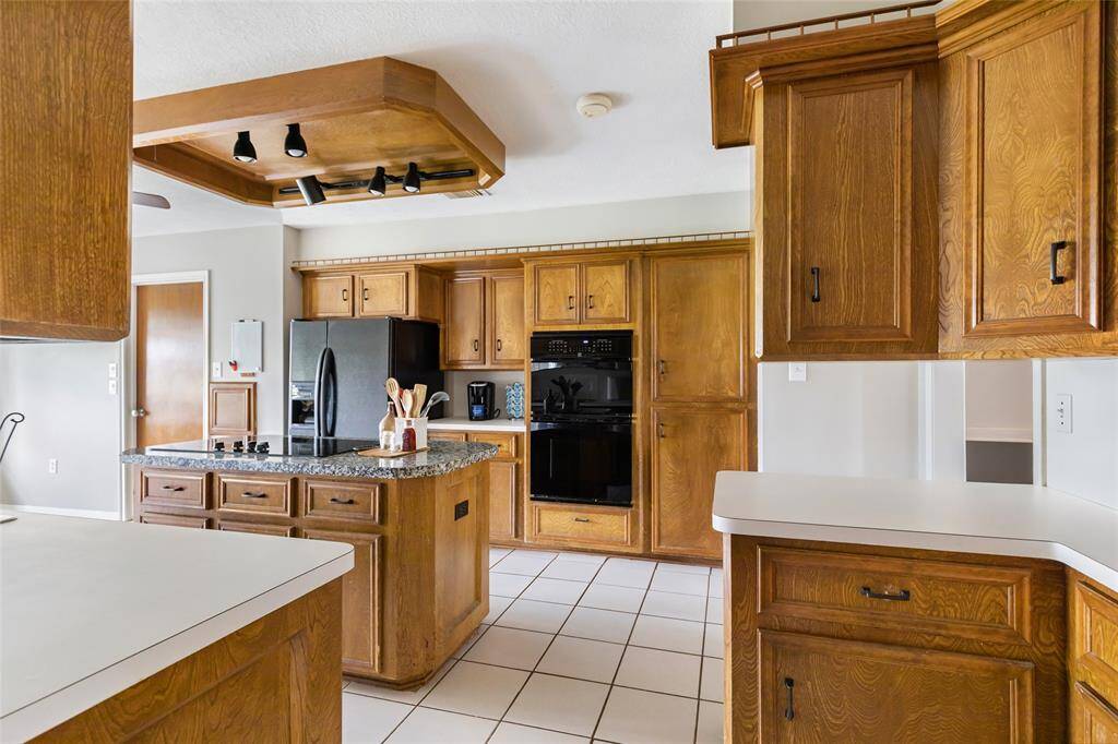 Kitchen with island