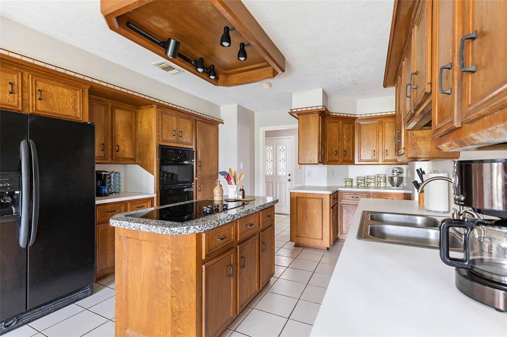 Kitchen with island