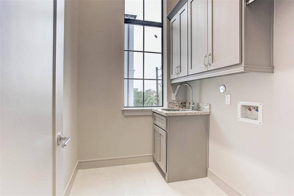 Walk in laundry room on.