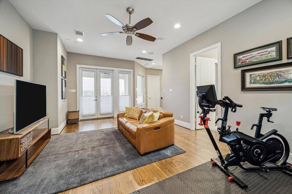 Discover the ultimate retreat in this 4th-floor game room, perfect for entertainment and relaxation.