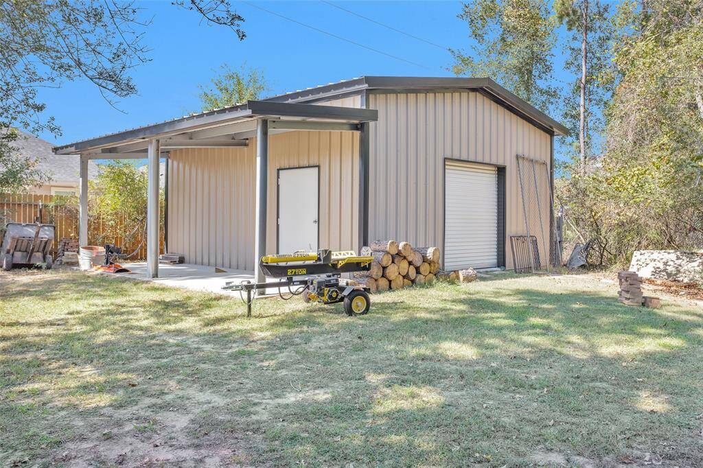 At the rear of the lot is a new 24x24 insulated workshop.