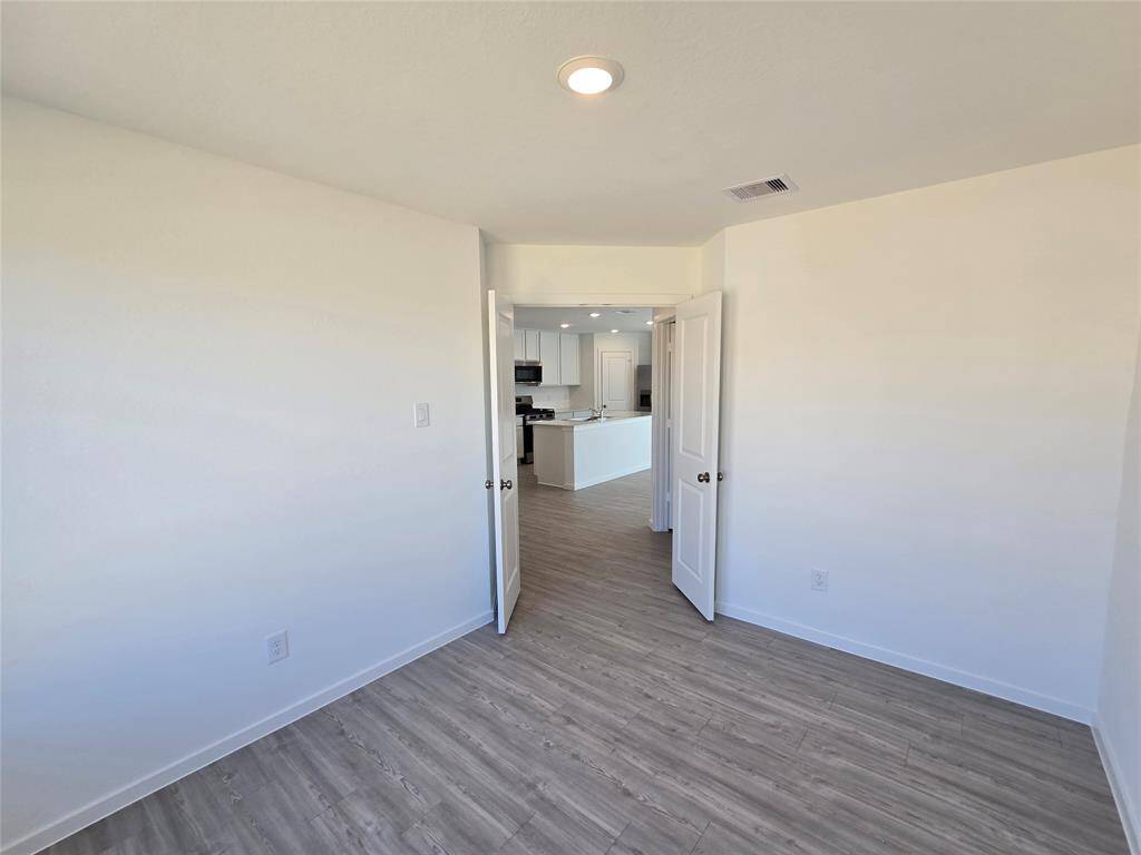 *Not actual home, pictures representative of same floorplan*