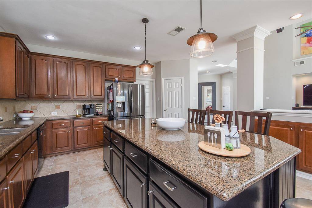 Large island in the kitchen