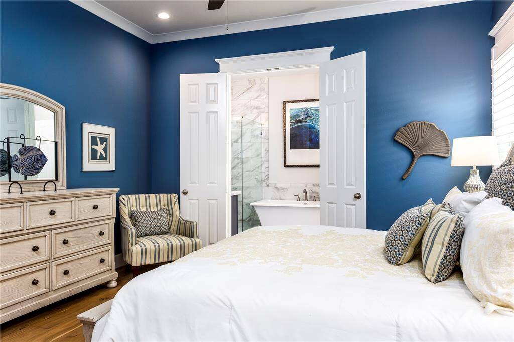Sample product photo. Actual exterior and interior selections may vary by homesite.
