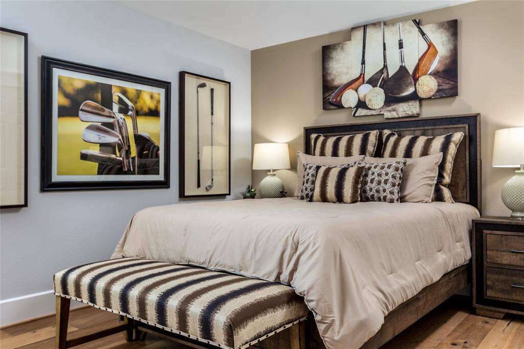 Sample product photo. Actual exterior and interior selections may varySample product photo. Actual exterior and interior selections may vary by homesite. by homesite.