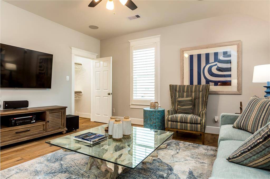 Sample product photo. Actual exterior and interior selections may vary by homesite.