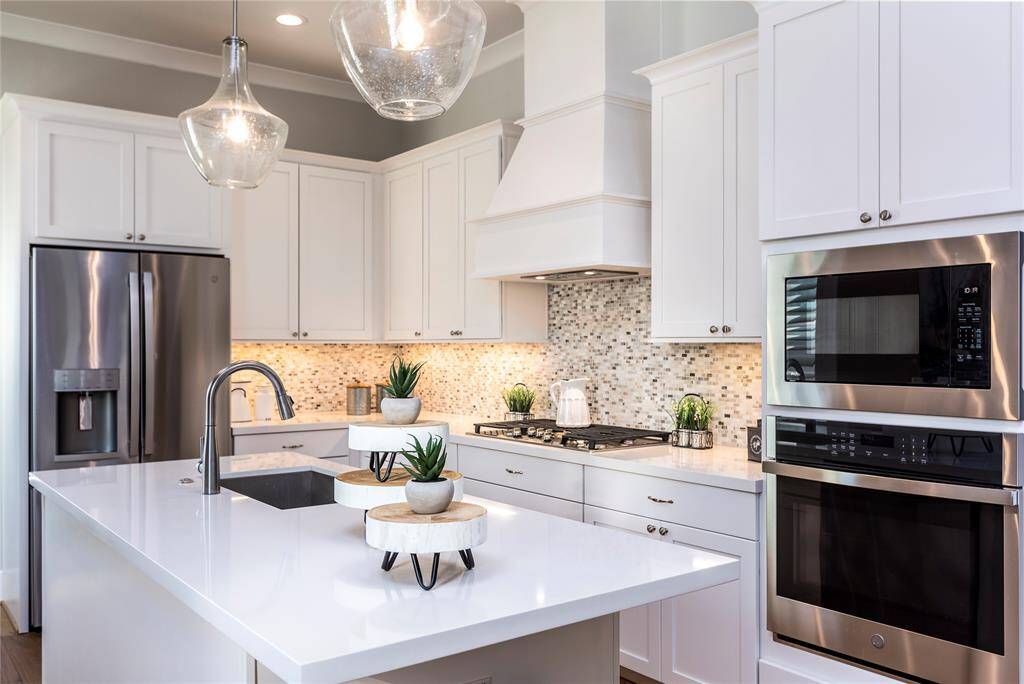 Sample product photo. Actual exterior and interior selections may vary by homesite.