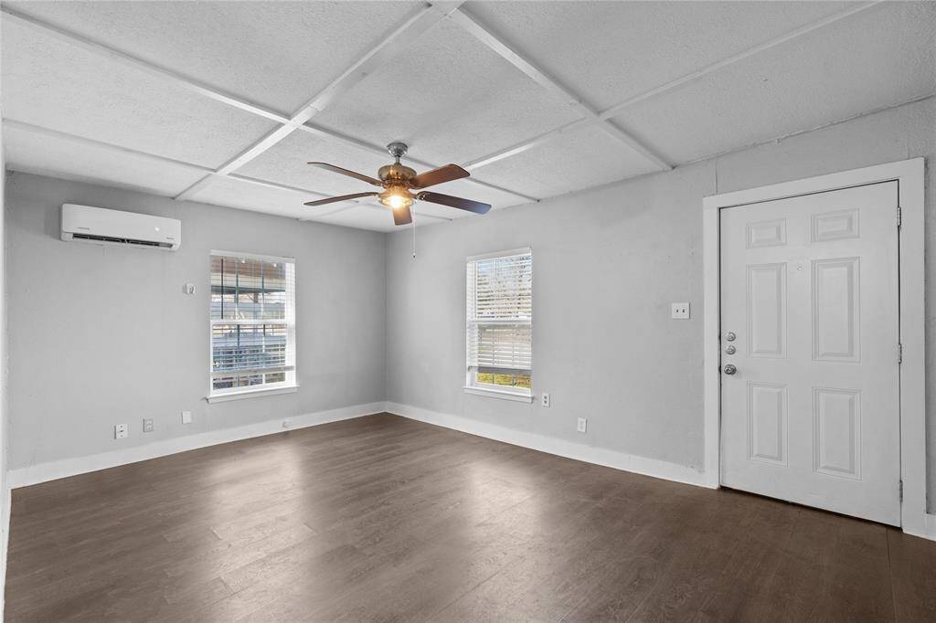 Lots of natural light