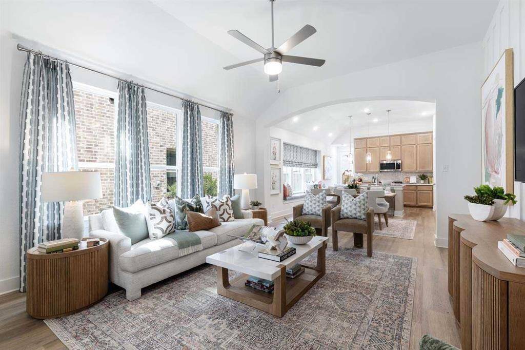 Open concept Family room!