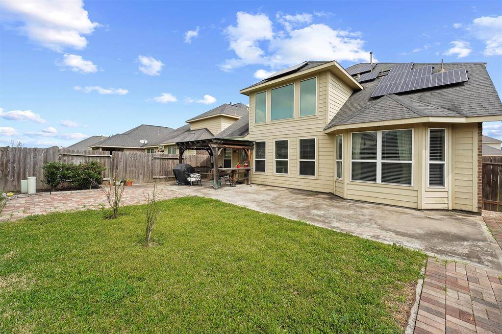 View of big backyard