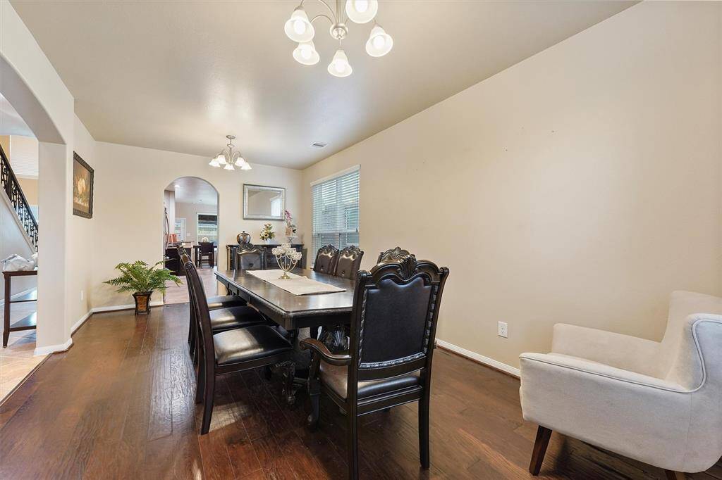 Formal dining room