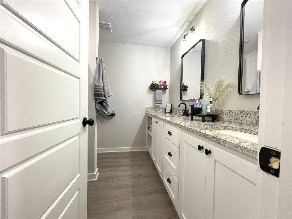 Primary Ensuite