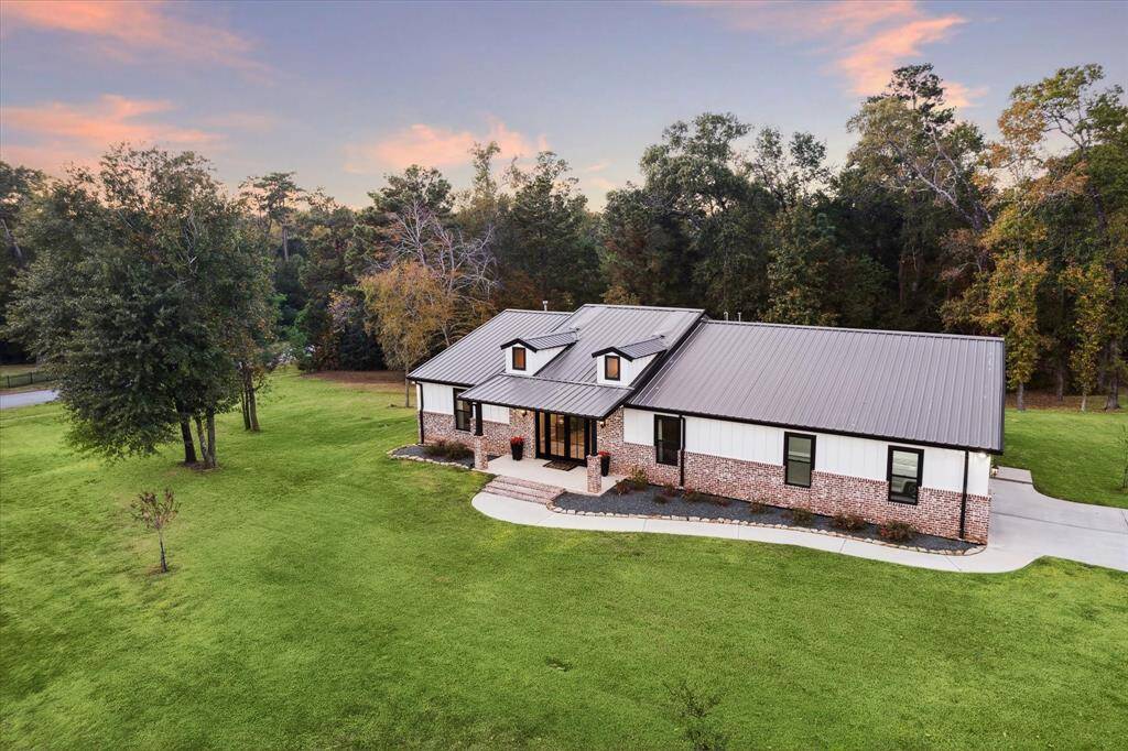 Welcome home to 1746 Opal Trail with plenty of room to take a deep breath and relax.