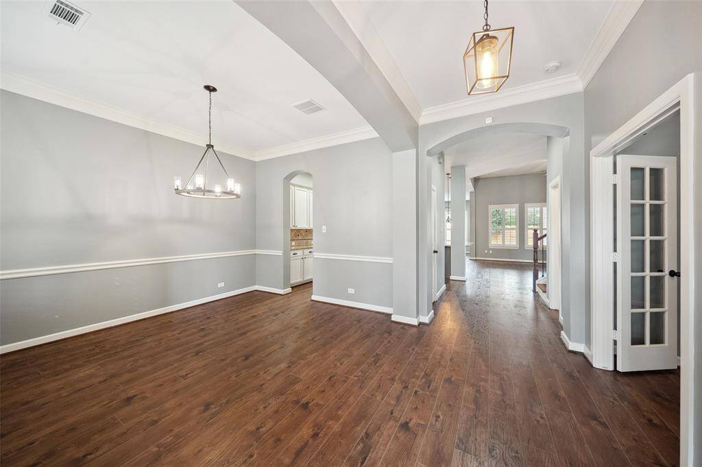 Large formal dining