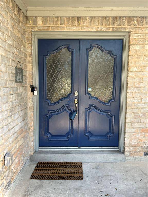 Double Doors!