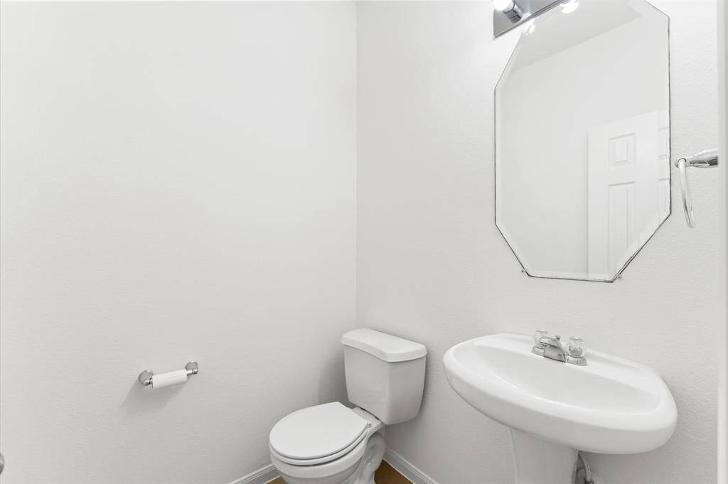 POWDER ROOM / HALF BATH DOWN