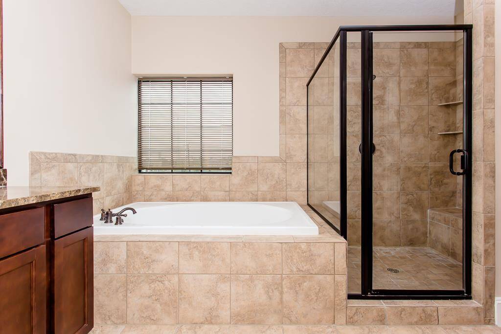 Master bathroom in the third floor