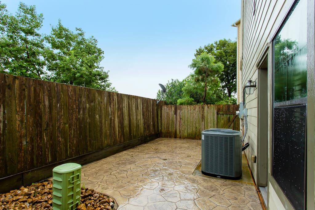 This is a great opportunity for BBQs and social gatherings with friends
