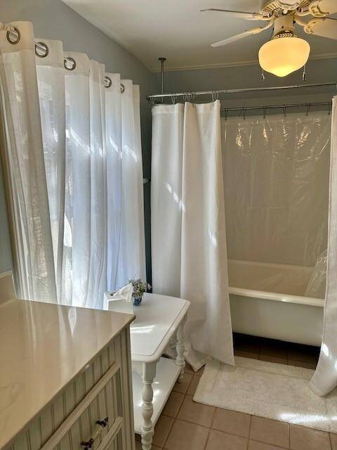 upstairs primary bath