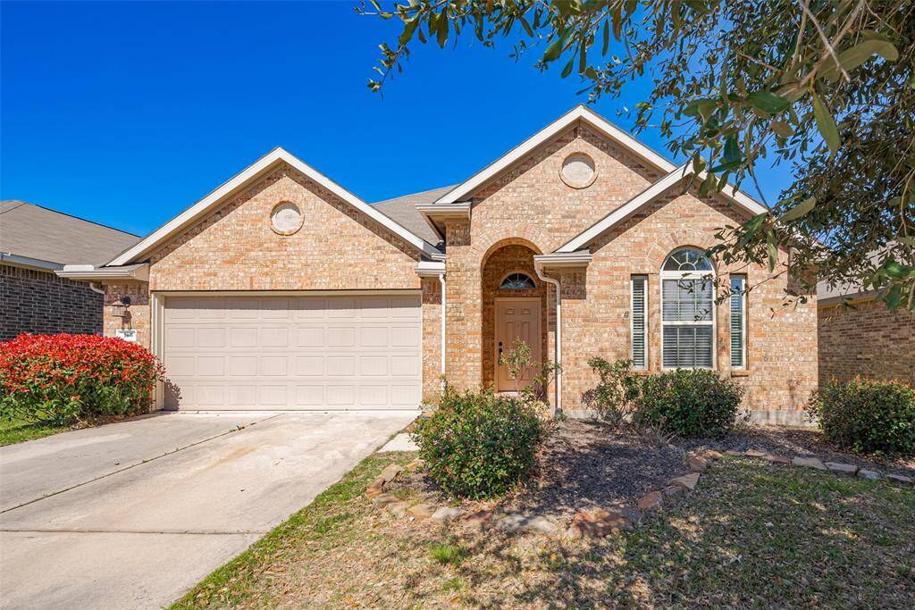 Beautifull Ranch Style home.