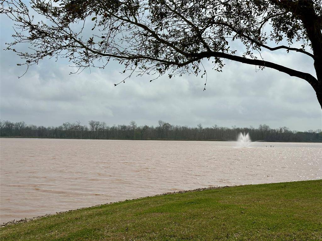 Orchard Lake Estates is built around Pumpkin Lake!  A Large Natural Lake where you can enjoy a lot of wildlife!