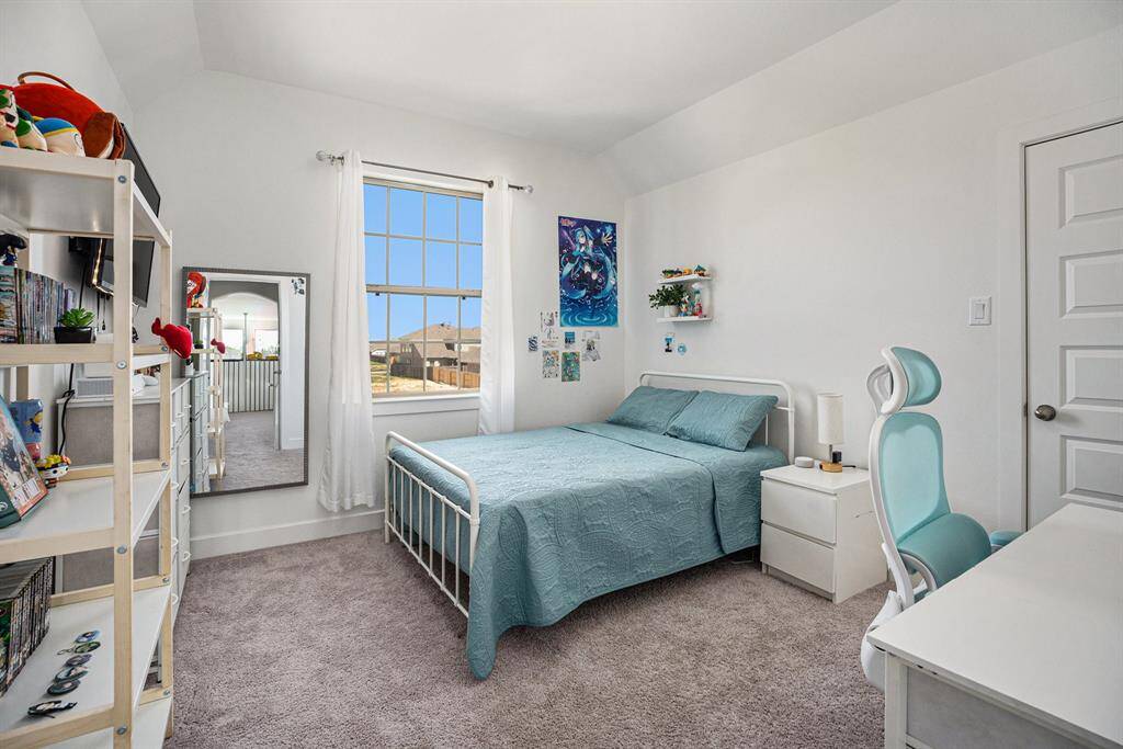 Upstairs bedroom with nice sized closet.