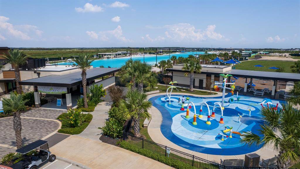 The large splash pad provides family fun for the little ones.